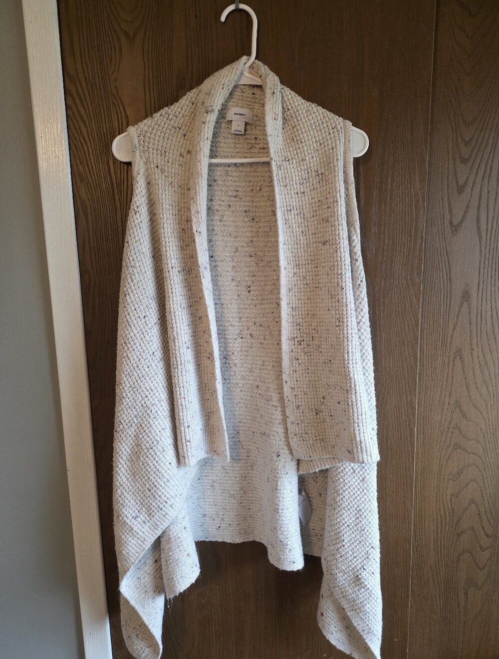 Open-Front Cream Speckled Knit Sweater Vest *MULTI COLORED*